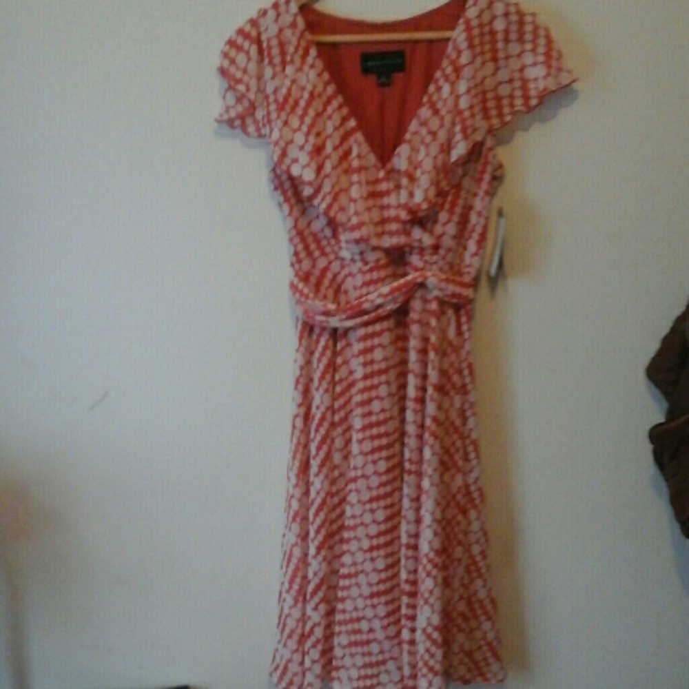 Connected apparel dress size 6 nwt